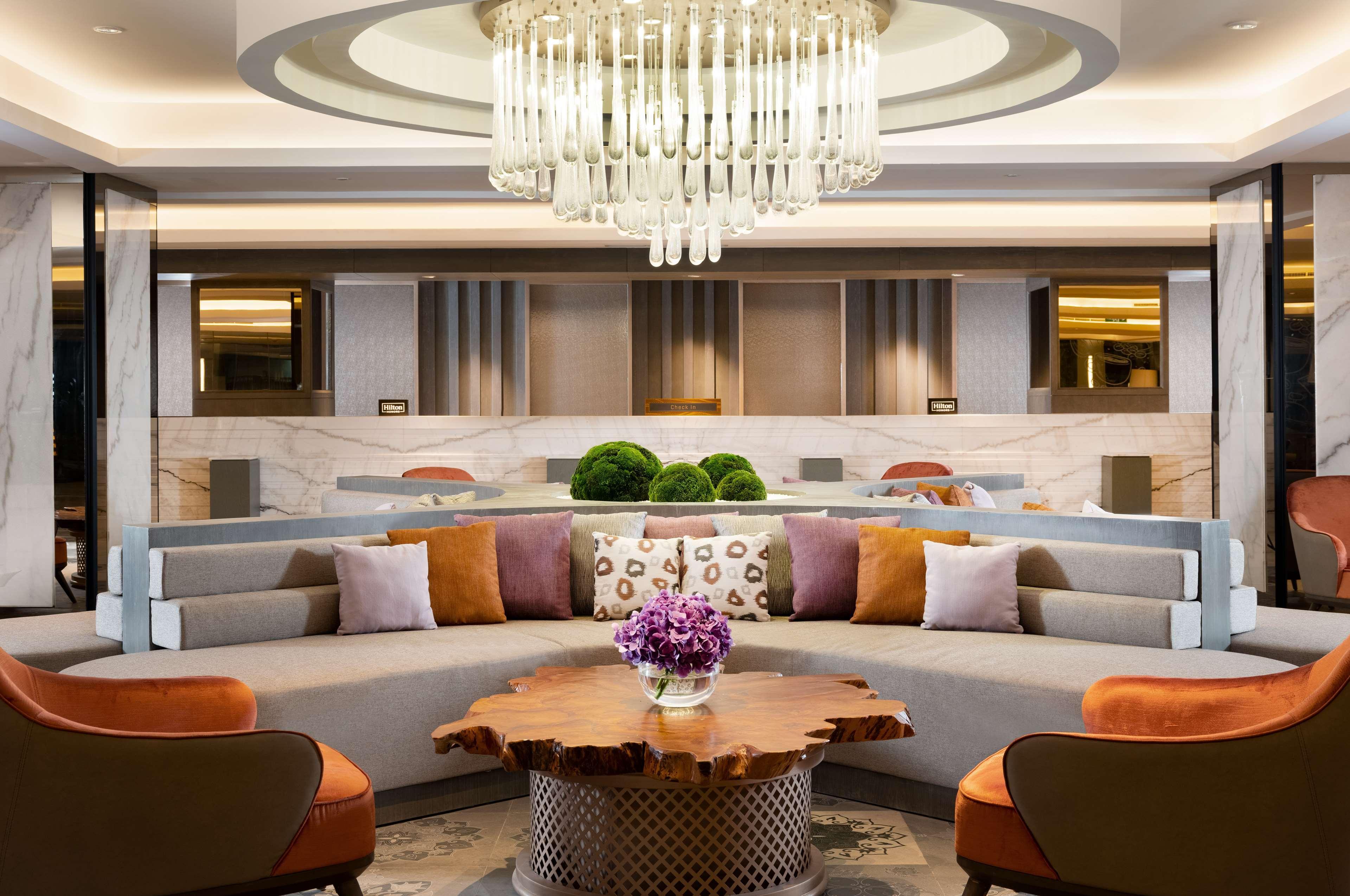 Doubletree By Hilton Surabaya Hotel Exterior photo
