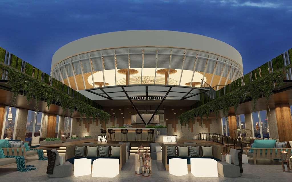 Doubletree By Hilton Surabaya Hotel Restaurant photo